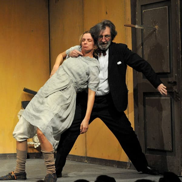 PODIVNÉ ODPOLEDNE DR. ZVONKA BURKEHO